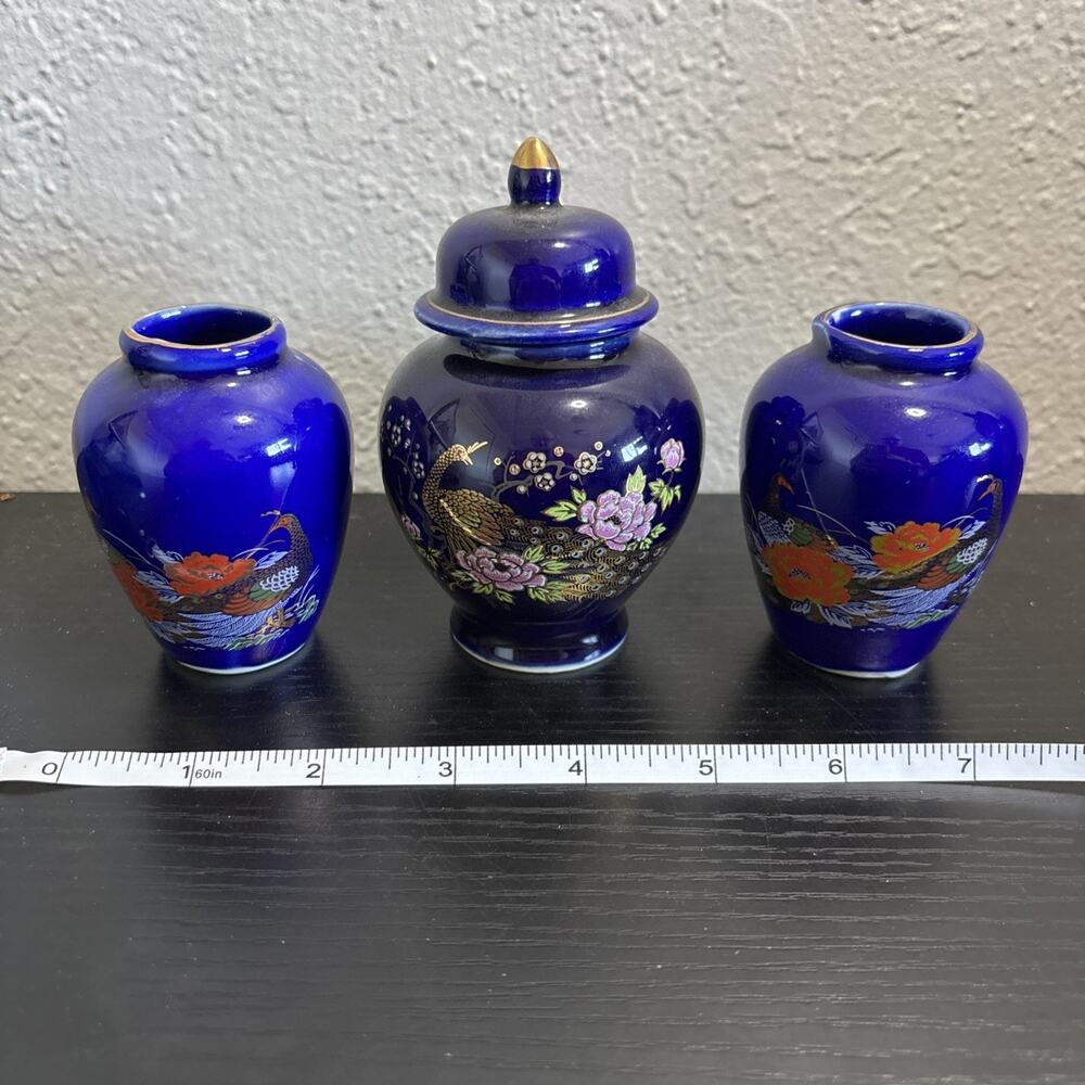 Lot Of 3 Vintage Cobalt Blue Ginger Jars Japanese Ceramic Porcelain Peacocks